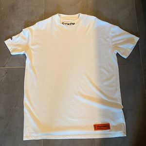 Hernon Preston Crew Kneck T-Shirt. Never worn.